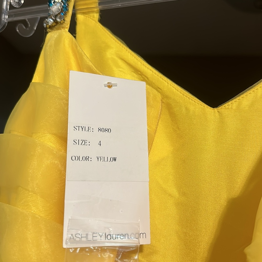 New with tags Yellow Ashley Lauren Dress Little Girl - Picture 5 of 5